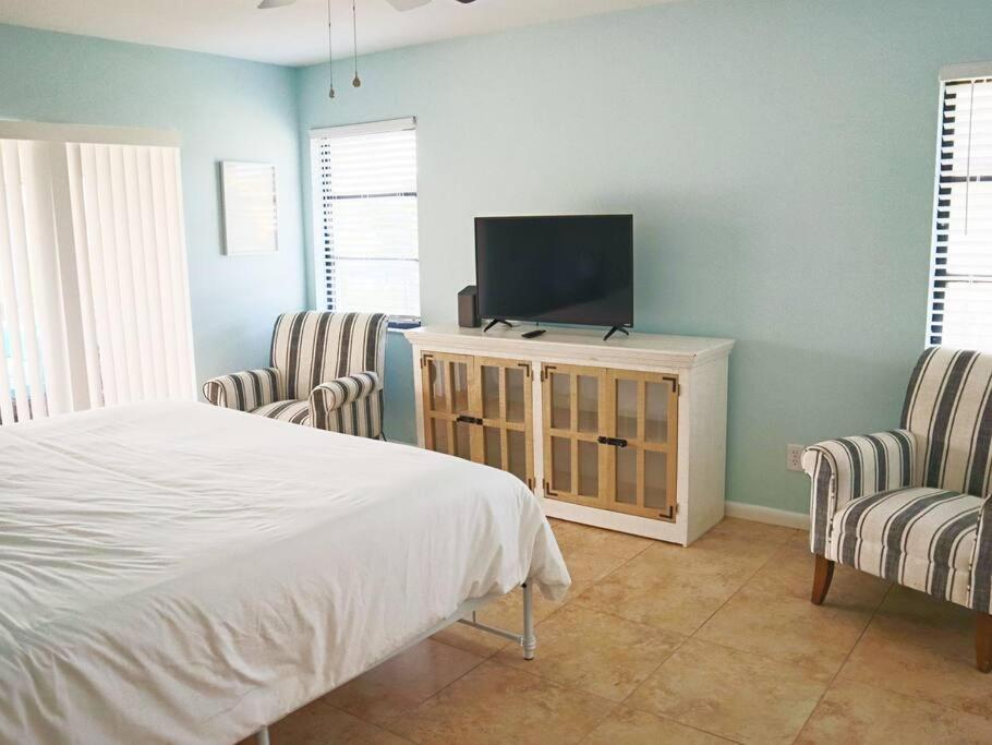 קייפ קורל Cozy Retreat, Heated Pool, Water Canal, Bikes,3 Bedroom מראה חיצוני תמונה