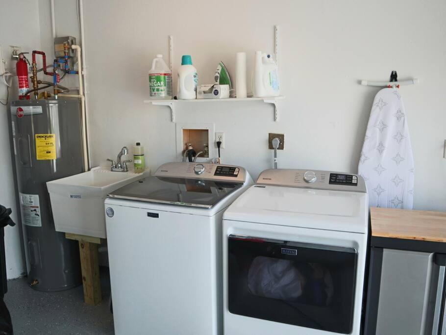קייפ קורל Cozy Retreat, Heated Pool, Water Canal, Bikes,3 Bedroom מראה חיצוני תמונה
