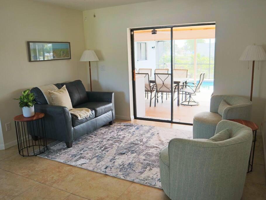 קייפ קורל Cozy Retreat, Heated Pool, Water Canal, Bikes,3 Bedroom מראה חיצוני תמונה